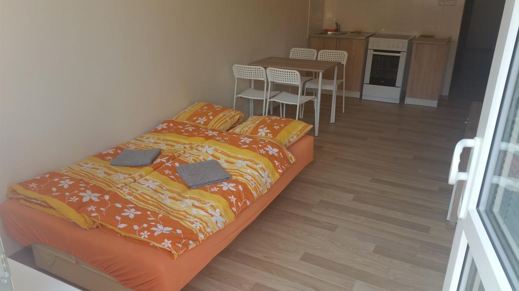 Aparthotel Usmev Ostrava Eksteriør billede